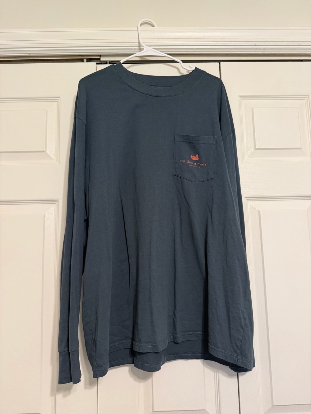 Southern Marsh Men's Long-Sleeve Pocket Tee — Slate Blue